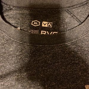 XL RVCA CREW NECK